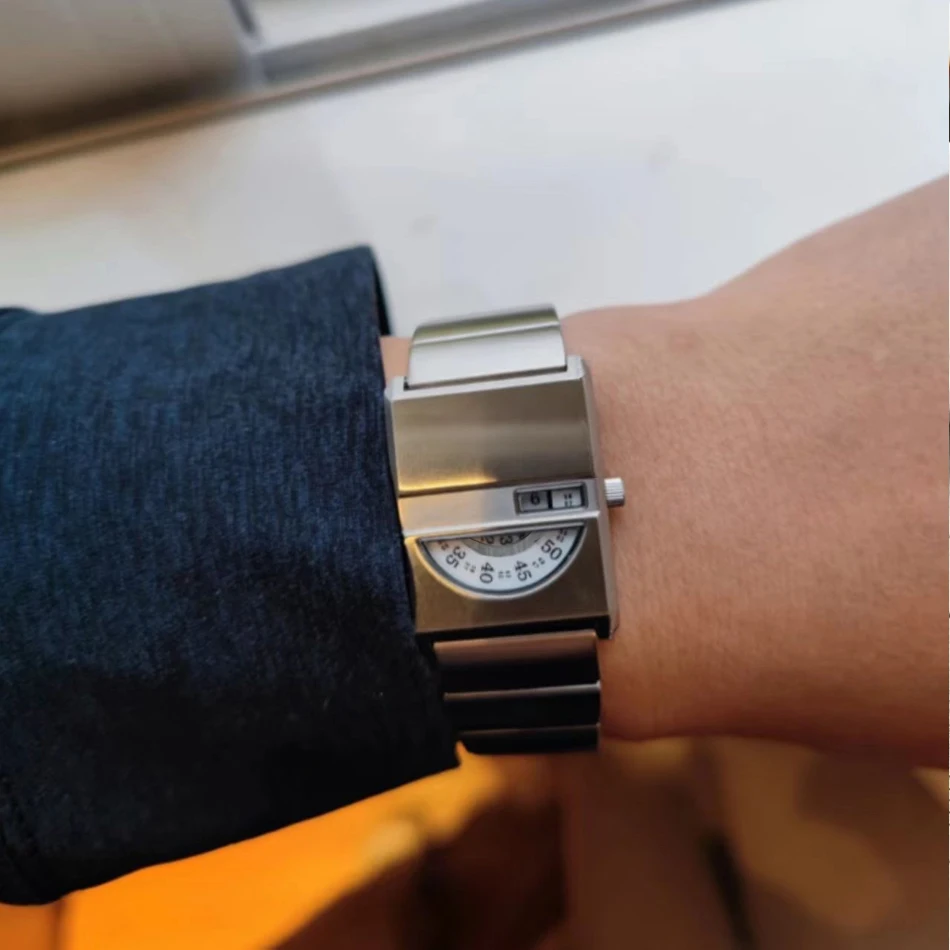 Square Niche Couple Watches Silver Stainless Steel Bracelet New-style Trendy Men Timepiece Fashionable Gift Unisex Quartz Watche - Image 3
